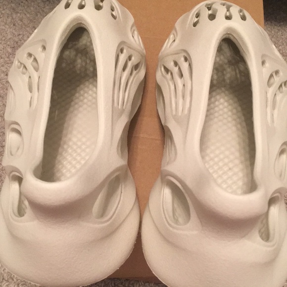 Adidas Yeezy Foam Runner-007